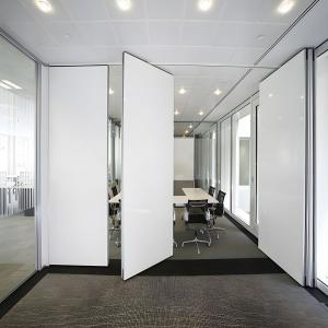 Electric Partitions: A Breakthrough in Interior Design or Just a Gimmick?