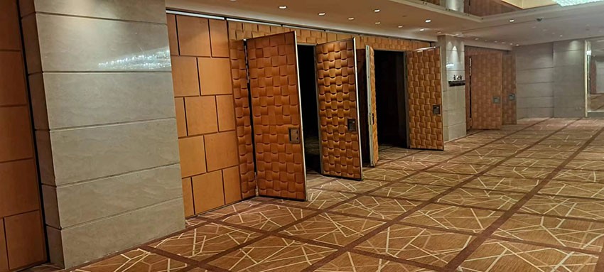 Acoustic Moveable Walls in Dalian New World Hotel