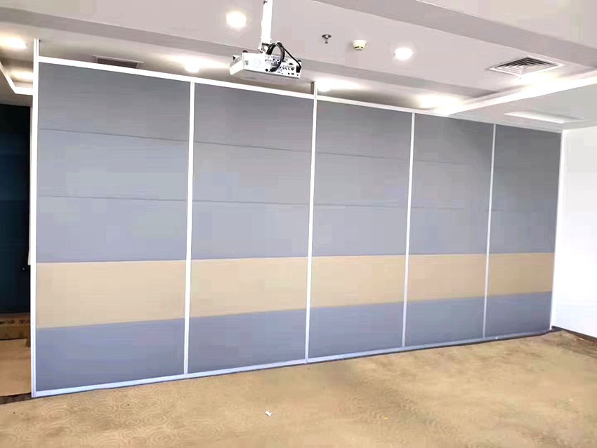 Contrast Color Partition Wall Systems