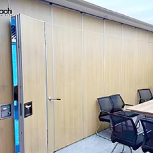 Office Wooden Operable Partition With Door